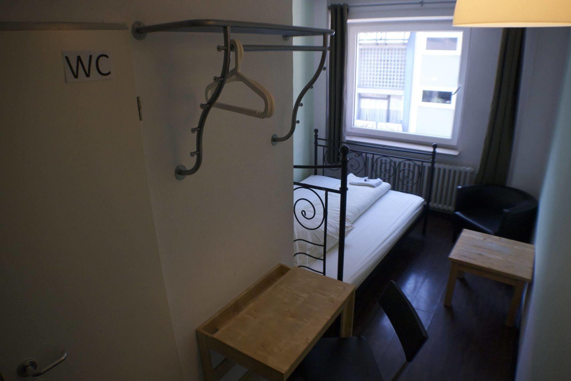 Station - Hostel For Backpackers Kolín nad Rýnem Exteriér fotografie